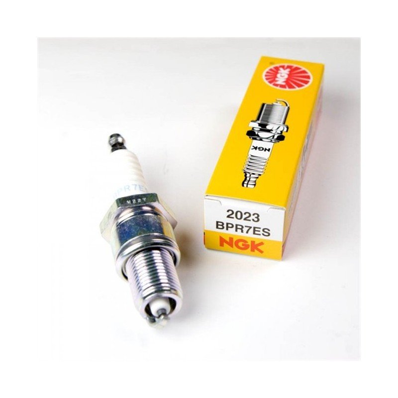 Candela NGK BPR7ES